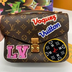 ❌❌sold❌❌Louis Vuitton Stories Pouchette Métis